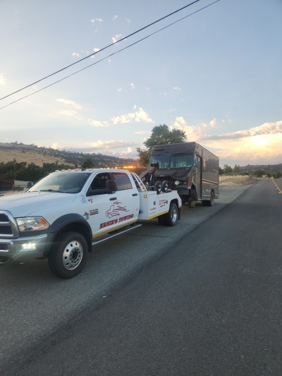 Ernie's Towing