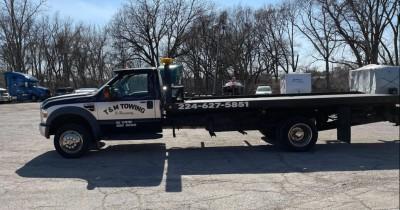 T&M Towing & Recovery, Waukegan, Illinois