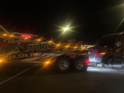 Rocky Mountain Towing & Recovery - Heavy Duty Semi Tractor Trailer Towing