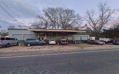 Moultry's Service Center