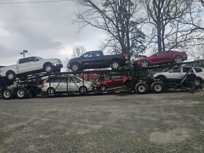 On The Hill CarBrokers LLC
