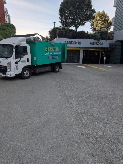 Electric Junk and Hauling, Albany, California