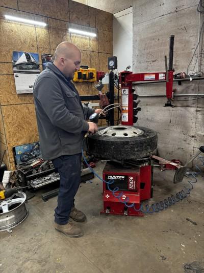 Pit Stop Shop Towing & Repair, LLC