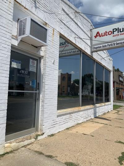 Chapman Auto Parts, Roodhouse, Illinois