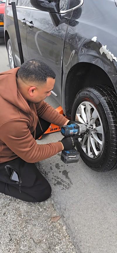 Tire Shop Mobile & Road Service 24/7