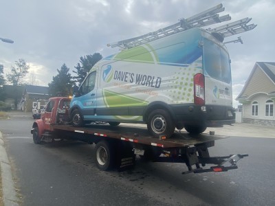 Wrecker & Crew LLC
