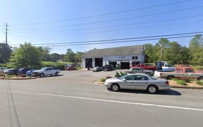 Larry's Auto Services, Lusby Crossroads, Maryland