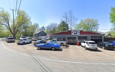 Mac's Garage