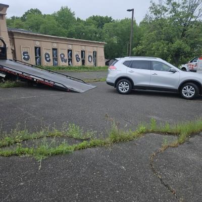 Executive Towing