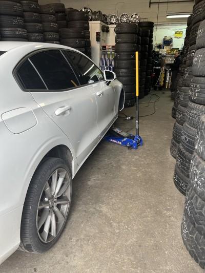 Eddie and Yoli's Tire Shop
