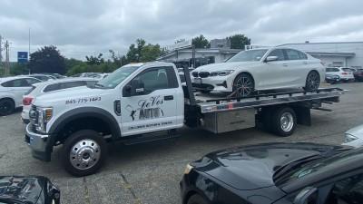 DeVos Auto And Towing