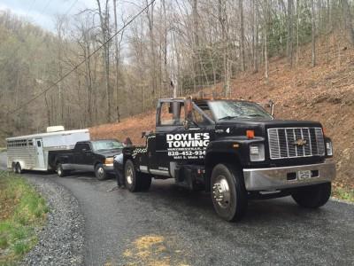Doyle's Garage & Wrecker Services