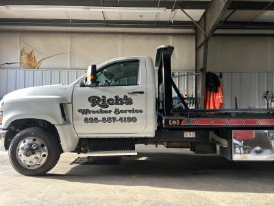 Rich’s Wrecker Service