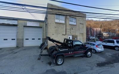 V&R Towing and Collision, Pittsburgh, Pennsylvania