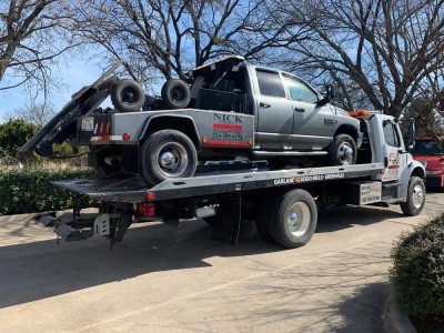Nick Towing