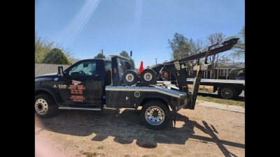Rey’s Service Center and Wrecker Service