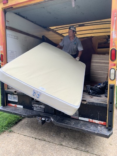 MA Junk Removal & Cleaning Service