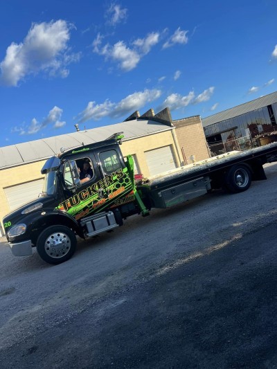 Tucker's Towing Service llc.