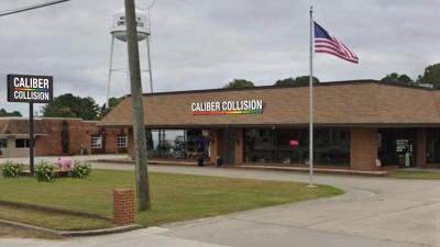 Smithfield Auto & Truck Center, Elberon, Virginia
