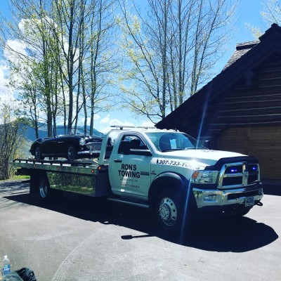 Ron's Towing