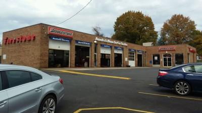 Firestone Complete Auto Care, Windsor Mill, Maryland