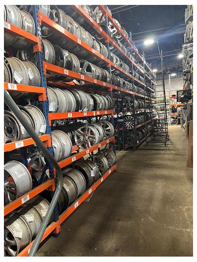 Northside Salvage Yard022