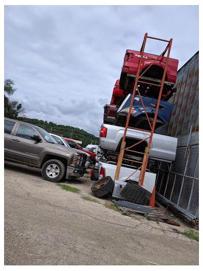 North End Auto Wrecking Inc04