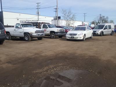 Big Mike's Used Auto Parts024