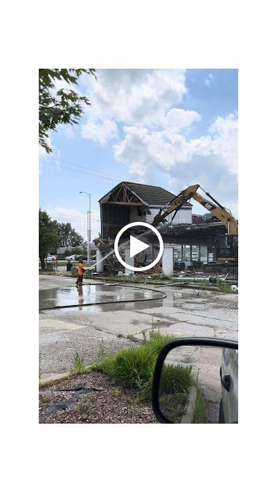 Leeway Wrecking Company02