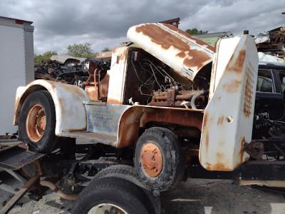 Apache Iron Metal & Auto Salvage024