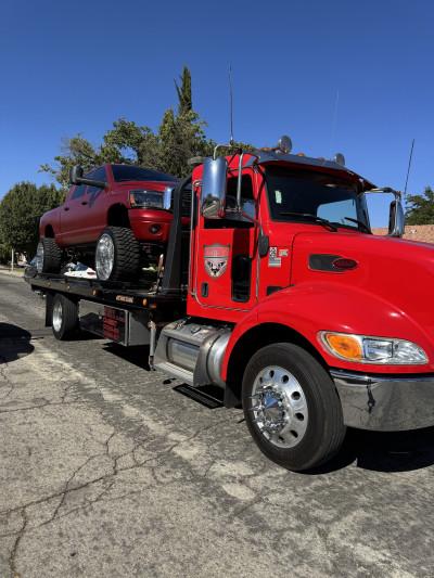 Junk N Tow, Commerce, California