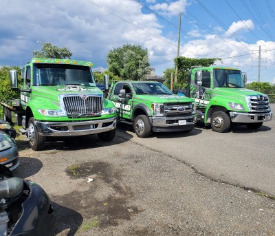 Rhinos Wrecker Service