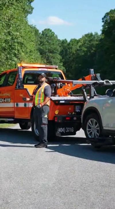 Georgia Peach Saweetie Towing | 24 Roadside Service, Macon, Georgia
