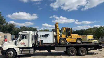 P-Gilles Store Towing Services Corporation., Orlando, Florida