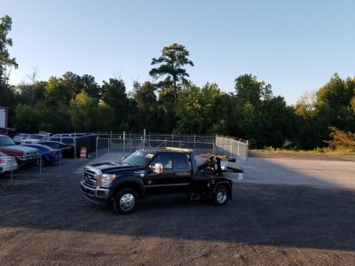 Phantom Towing llc