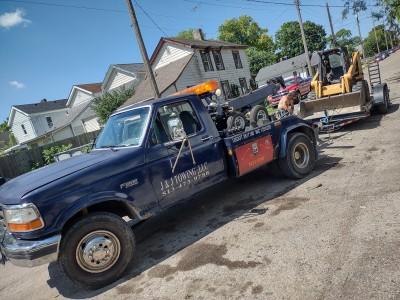 Buying Junk Cars & Removal
