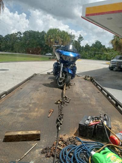 Rick's Towing & Salvage