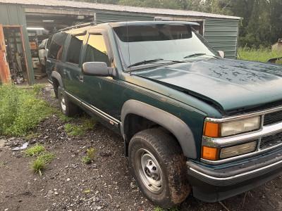 CJ Auto Parts LLC