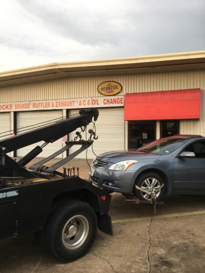 Heavy D Wrecker and Towing, Houston, Texas