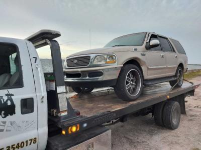Adam's Buy Junk Cars & Towing Service Tampa FL, Tampa, Florida