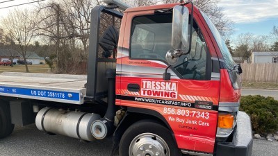 Tresska Buys Junk Cars