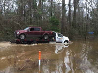 Hooked Up Towing & Recovery, LLC