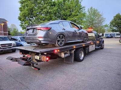Hook Em' Up Towing, Nashville, Tennessee