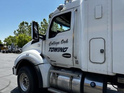 College Oak Towing, Sacramento, California