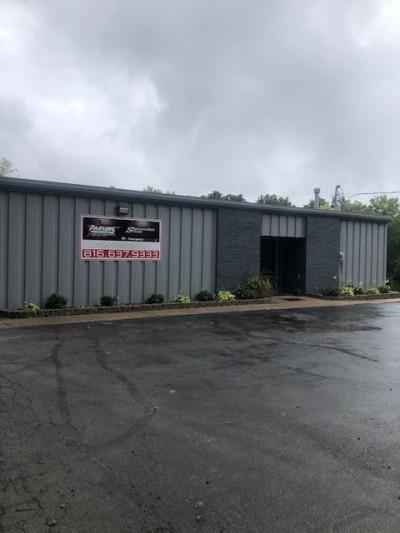 Shoemaker Tow, Excelsior Springs, Missouri