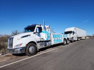 Bronco Towing, Corona de Tucson, Arizona