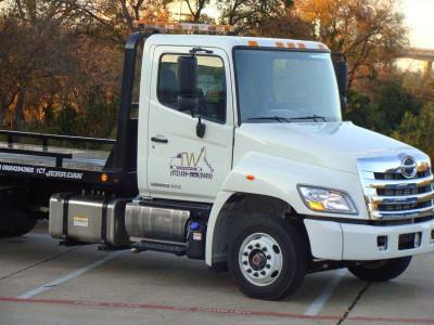 TW Towing Company, Dallas, Texas