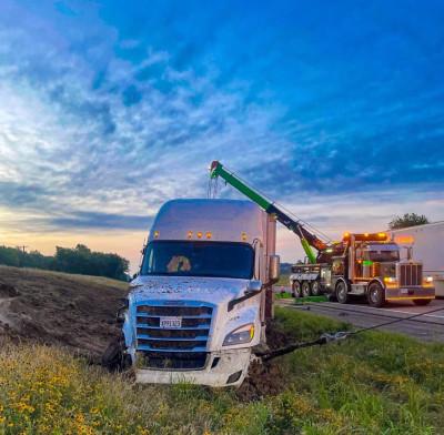 Tow Dallas TX LLC, Cheapest Towing Nearby, Fast Tow Truck Near Me, Dallas, Texas