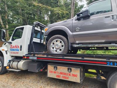 Zack's Towing LLC
