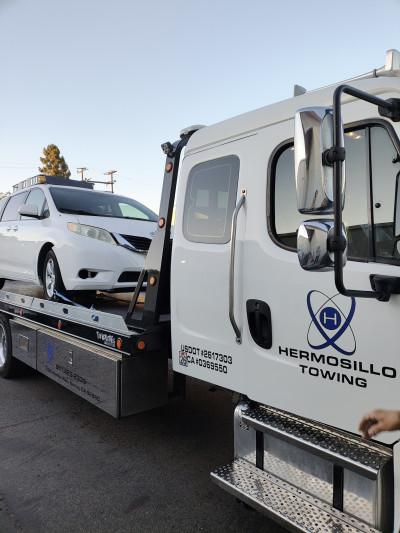 Hermosillo Towing Service, Norco, California